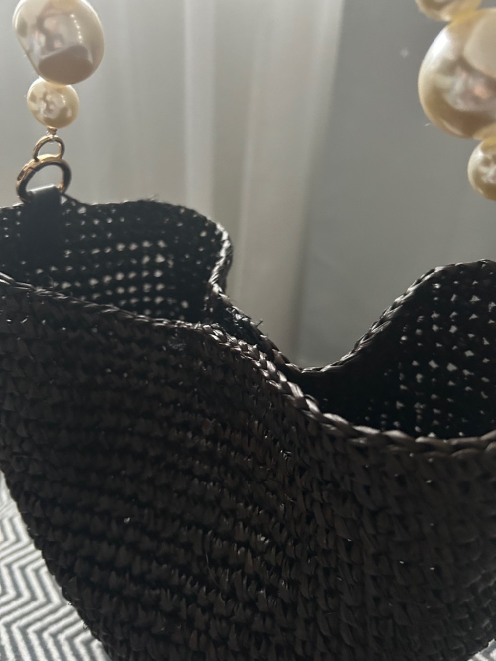 Btb Los Angeles Pearl Handle Woven Black Straw Shoulder Bag new without tags - Picture 6 of 6